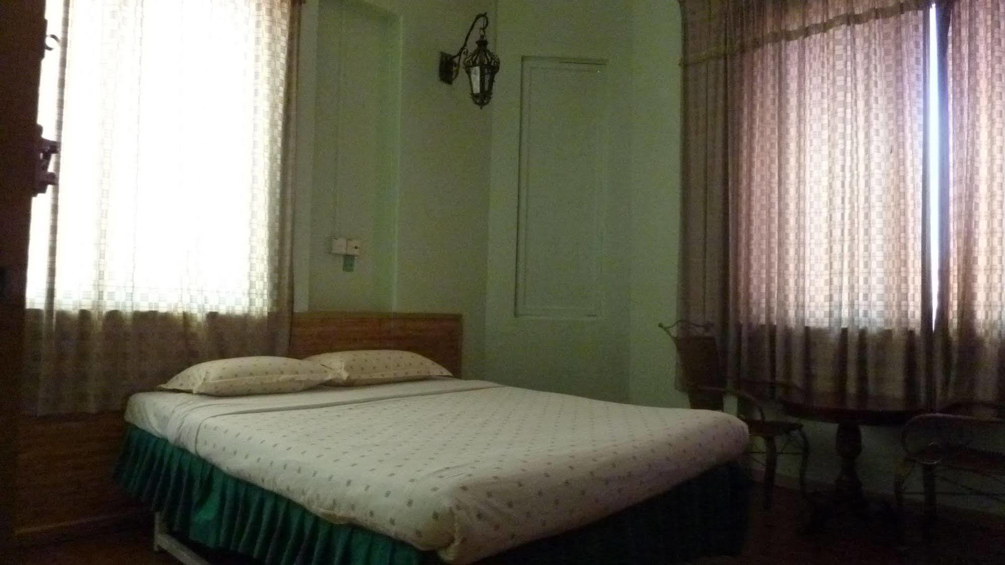 7 Hung Hung Inn โกตาคินาบาลู ภายนอก รูปภาพ