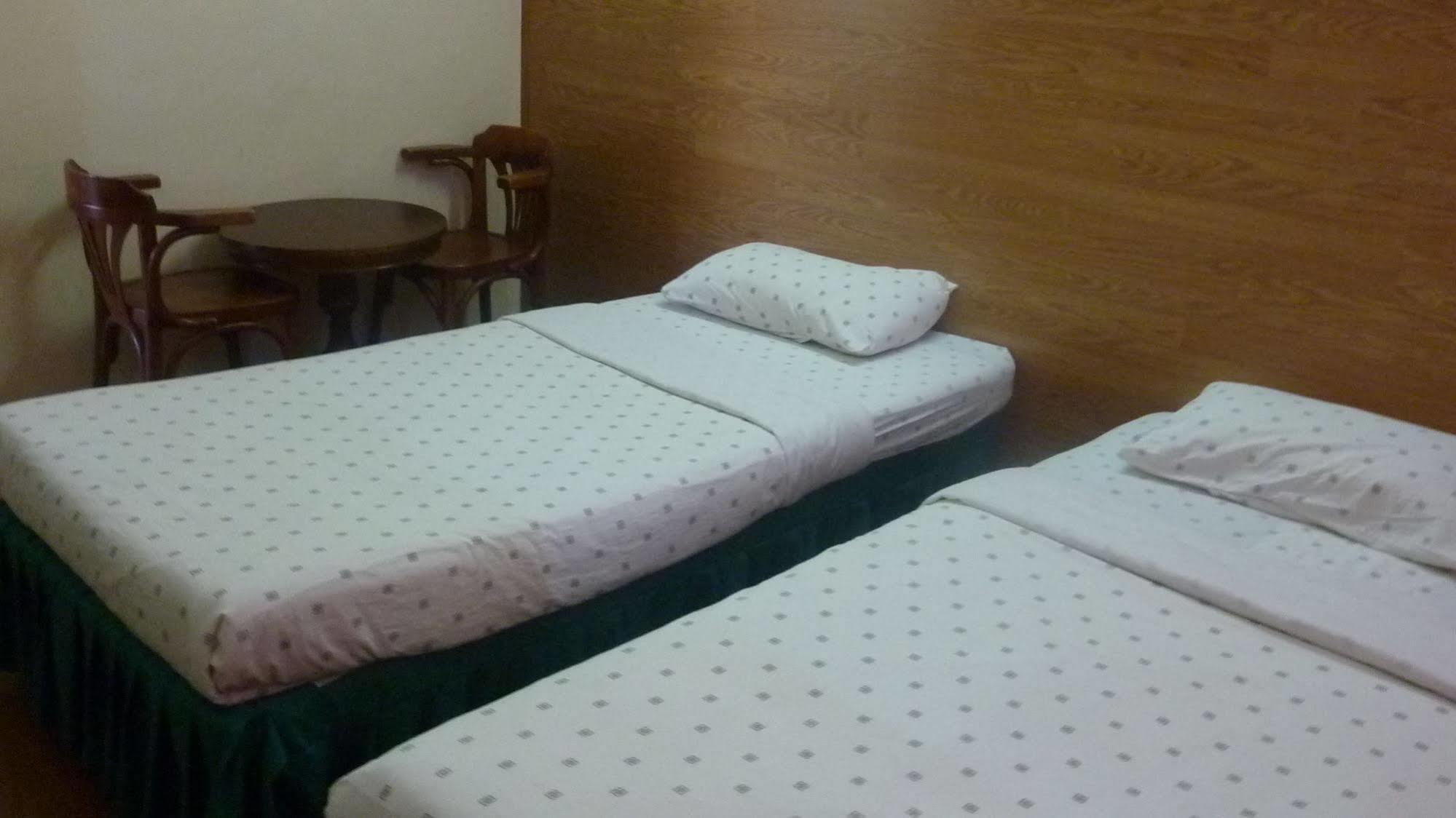 7 Hung Hung Inn โกตาคินาบาลู ภายนอก รูปภาพ