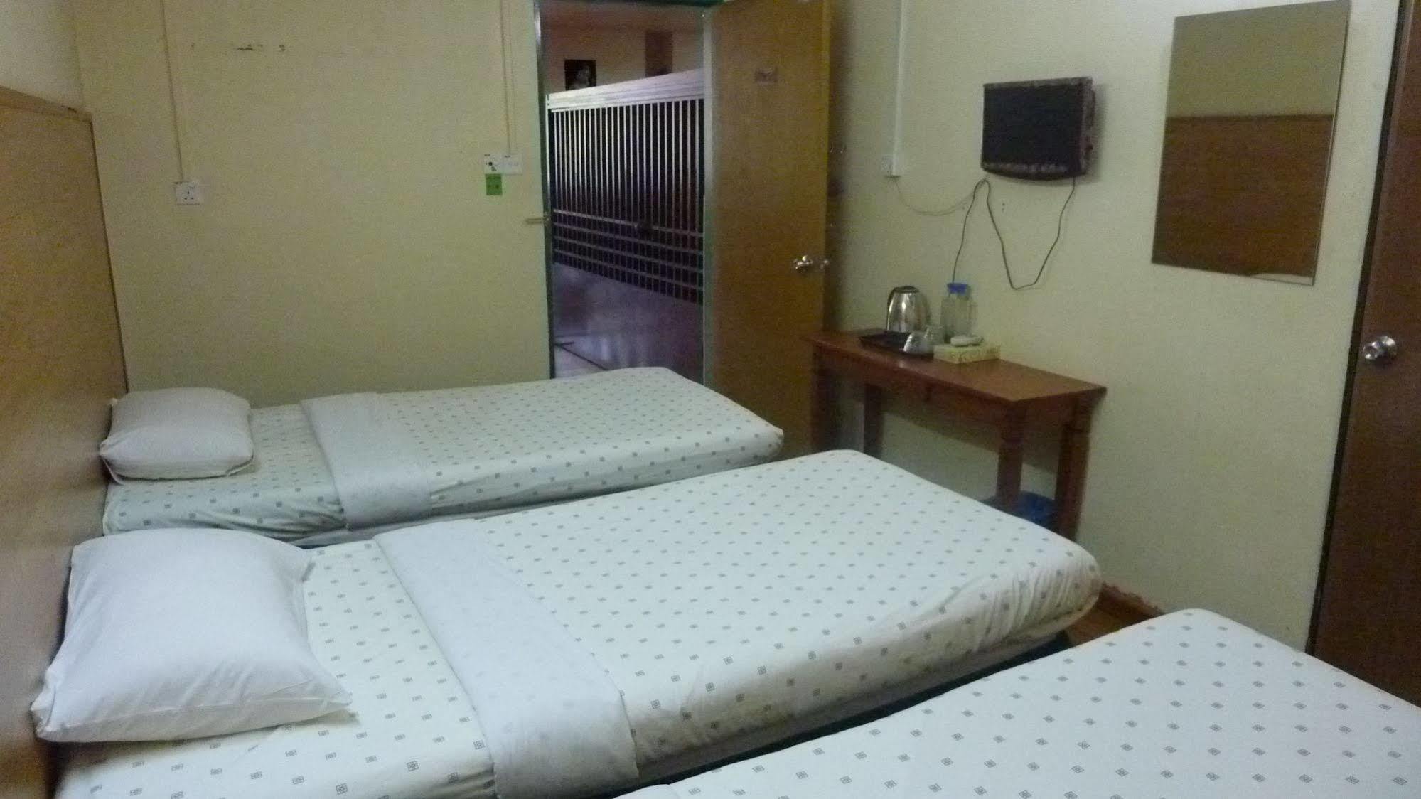 7 Hung Hung Inn โกตาคินาบาลู ภายนอก รูปภาพ