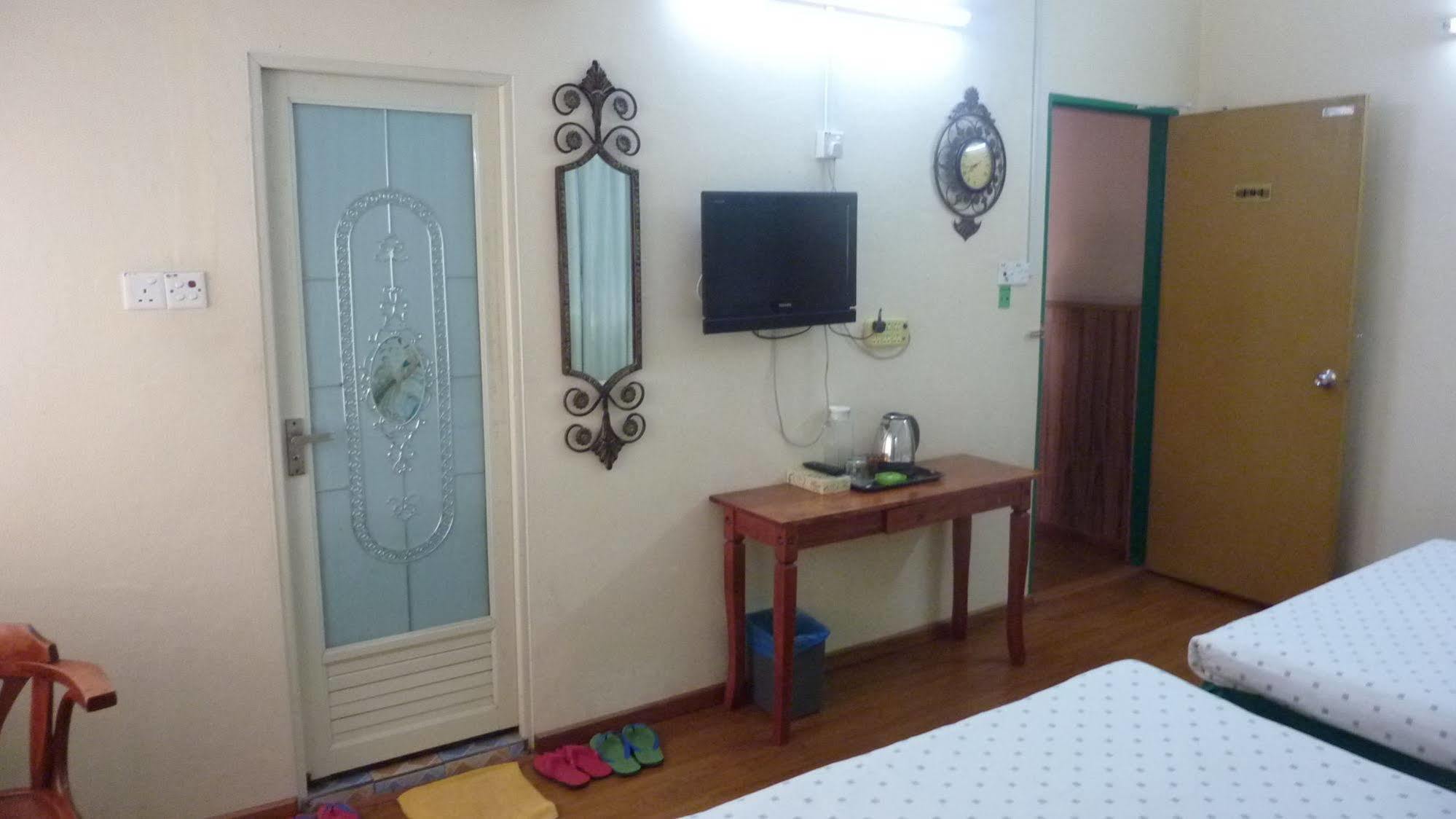 7 Hung Hung Inn โกตาคินาบาลู ภายนอก รูปภาพ